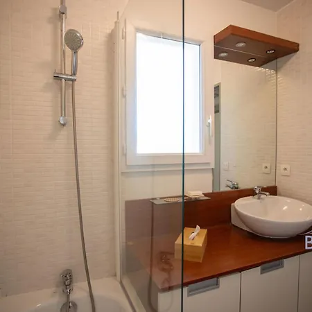 Magnificent One-bedroom With Views Near The Sea And Golf *